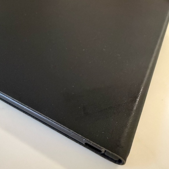 reMarkable 2 Tablet and Black leather Bookfolio case NEVER USED - Picture 6 of 8